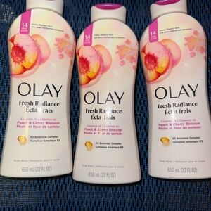 OLAY Fresh Radiance Peach & Cherry Blossom Essence